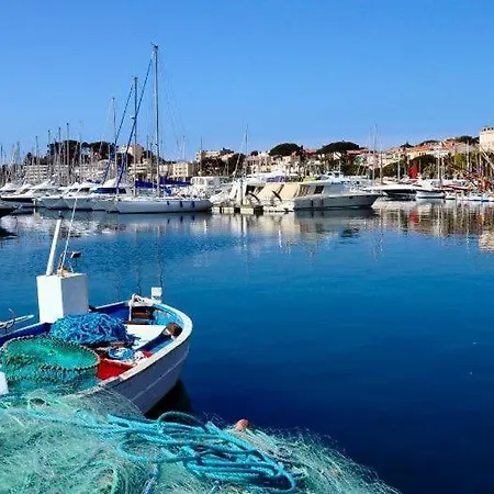 Chaleureux, Plage, Rue Pietonne, Clim Daire *